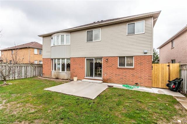 768 Saginaw Parkway, House detached with 4 bedrooms, 2 bathrooms and 4 parking in Cambridge ON | Image 36