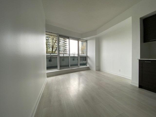 302 - 2212 Lake Shore Blvd W, Condo with 1 bedrooms, 1 bathrooms and 1 parking in Toronto ON | Image 16