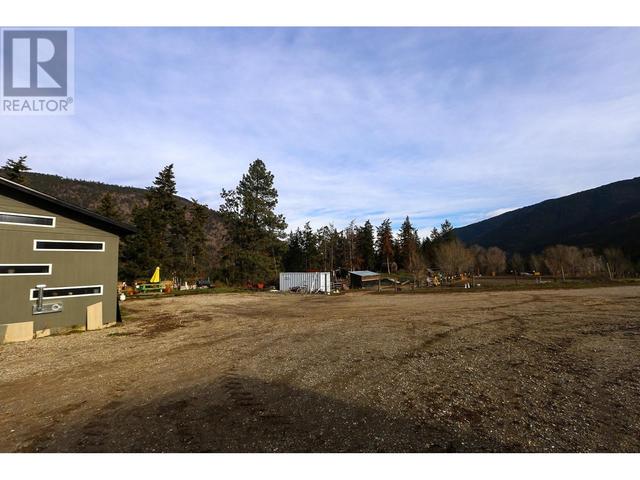 4598 Cedar Hill Road, House detached with 5 bedrooms, 2 bathrooms and 2 parking in Columbia Shuswap D BC | Image 50