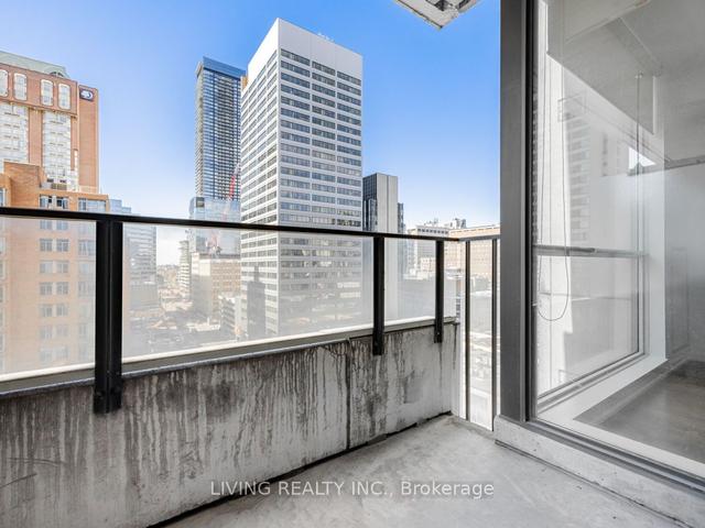 1523b - 111 Elizabeth St, Condo with 1 bedrooms, 1 bathrooms and 1 parking in Toronto ON | Image 15