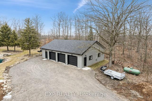 539 Sawmill Rd, House detached with 3 bedrooms, 3 bathrooms and 26 parking in Pelham ON | Image 33