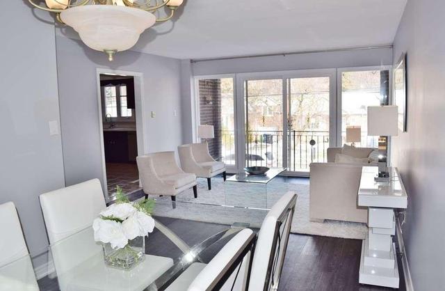 104 South Kingsway, House detached with 4 bedrooms, 4 bathrooms and 1 parking in Toronto ON | Image 1