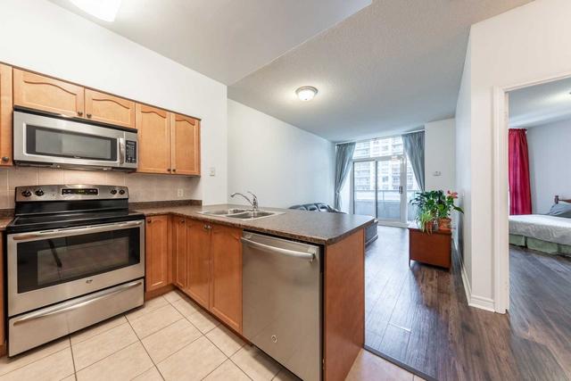 228 - 51 Lower Simcoe St, Condo with 1 bedrooms, 1 bathrooms and 0 parking in Toronto ON | Image 1