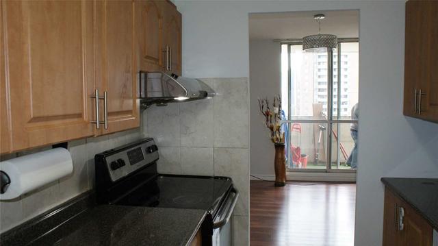 1111 - 5 Massey Sq, Condo with 2 bedrooms, 1 bathrooms and 1 parking in Toronto ON | Image 29