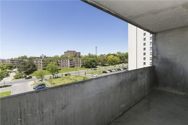 504 - 45 Sunrise Ave, Condo with 3 bedrooms, 2 bathrooms and 1 parking in Toronto ON | Image 18