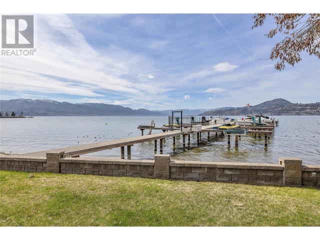 104 - 2900 Abbott Street, House attached with 2 bedrooms, 2 bathrooms and 1 parking in Kelowna BC | Image 30