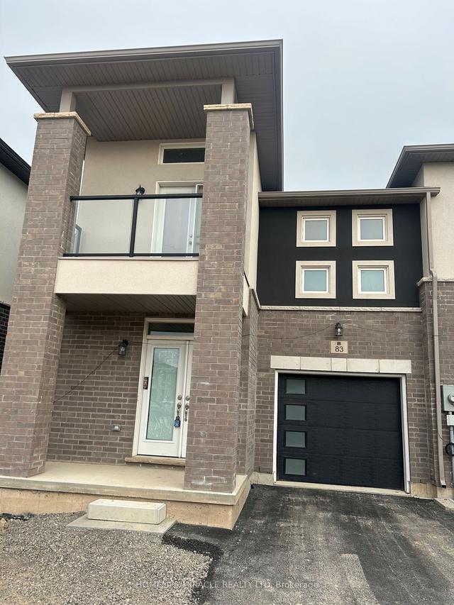 83 Renfrew Tr, Townhouse with 3 bedrooms, 3 bathrooms and 2 parking in Welland ON | Image 1