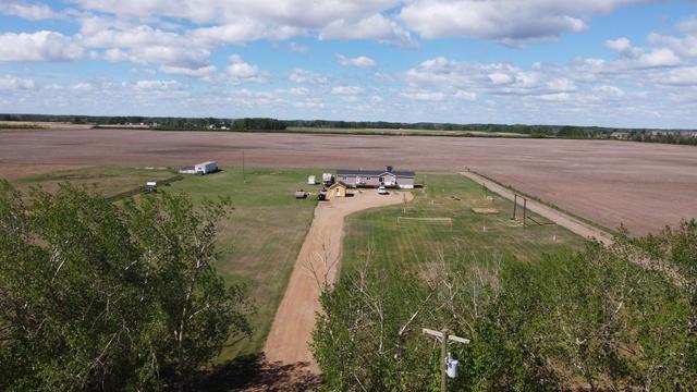 107422 Rr 134, House detached with 3 bedrooms, 2 bathrooms and 8 parking in Mackenzie County AB | Image 1
