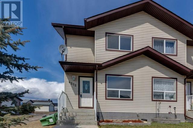 4512 - 44 Avenueclose, House semidetached with 3 bedrooms, 1 bathrooms and 2 parking in Rocky Mountain House AB | Card Image