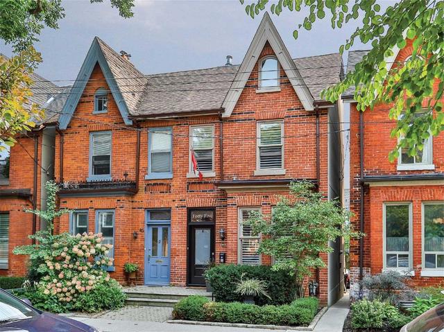 45 Salisbury Ave, House semidetached with 3 bedrooms, 4 bathrooms and 2 parking in Toronto ON | Image 1