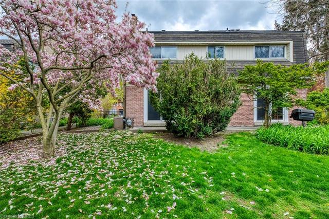 1715 Medallion Court, House detached with 4 bedrooms, 2 bathrooms and 6 parking in Mississauga ON | Image 48