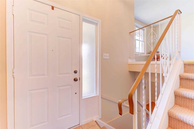 77 Ivanhoe Rd, House semidetached with 3 bedrooms, 2 bathrooms and 2 parking in Brantford ON | Image 34