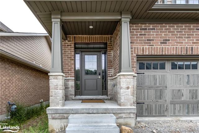 995 Wright Drive, House semidetached with 4 bedrooms, 1 bathrooms and 3 parking in Midland ON | Image 18
