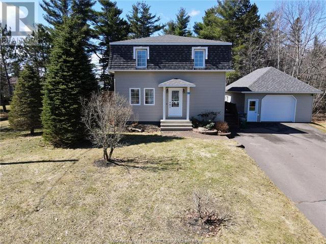 41 Savoie, House detached with 3 bedrooms, 2 bathrooms and null parking in Richibucto NB | Image 2