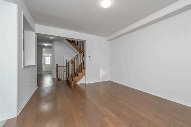 7 Price St, House detached with 4 bedrooms, 3 bathrooms and 3 parking in Brantford ON | Image 4