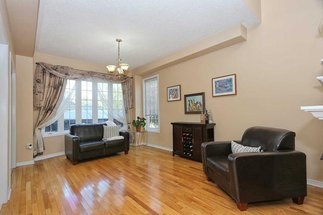 29 Brice Dr, House detached with 4 bedrooms, 3 bathrooms and 4 parking in Ajax ON | Image 2