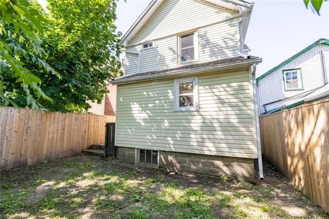 56 Court Street, House detached with 4 bedrooms, 2 bathrooms and null parking in St. Catharines ON | Image 31