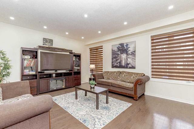 13 Fryent St, House detached with 4 bedrooms, 5 bathrooms and 6 parking in Brampton ON | Image 37