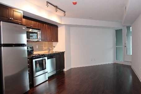 858 - 209 Fort York Blvd, Condo with 0 bedrooms, 1 bathrooms and null parking in Toronto ON | Image 2
