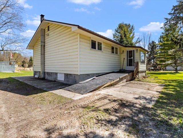 316097 Hwy 6, House detached with 2 bedrooms, 1 bathrooms and 6 parking in Chatsworth ON | Image 32