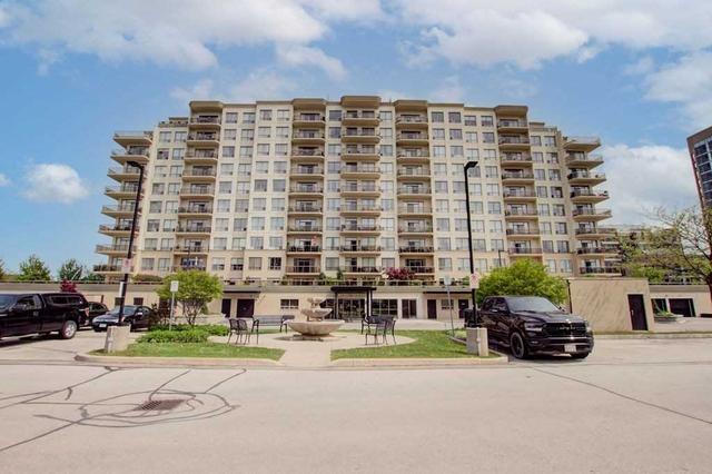 207 - 1998 Ironstone Dr, Condo with 2 bedrooms, 2 bathrooms and 2 parking in Burlington ON | Image 1