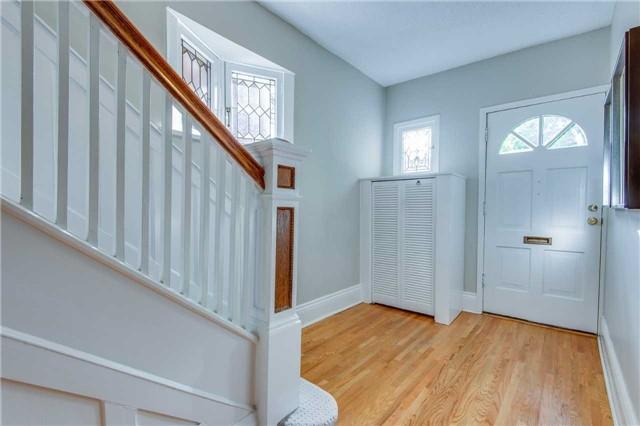 72 Farnham Ave, House detached with 4 bedrooms, 2 bathrooms and 1 parking in Toronto ON | Image 4