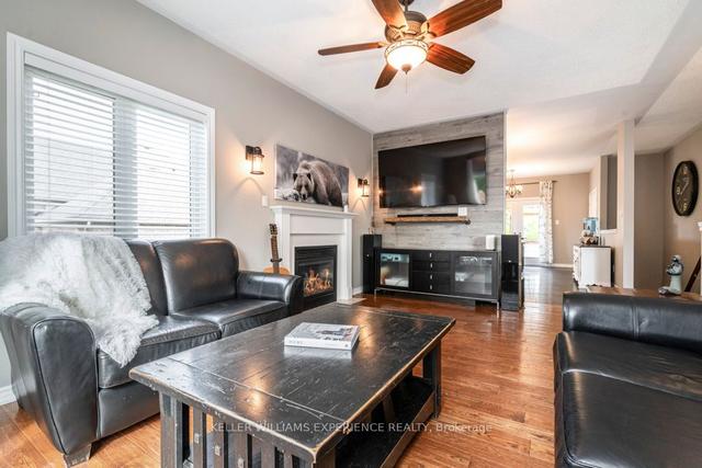19 Butternut Cres, House detached with 3 bedrooms, 3 bathrooms and 12 parking in Wasaga Beach ON | Image 39