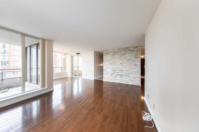 809 - 5785 Yonge St, Condo with 2 bedrooms, 2 bathrooms and 1 parking in Toronto ON | Image 12
