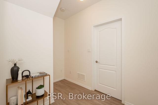 222 - 17 Coneflower Cres, Townhouse with 2 bedrooms, 2 bathrooms and 1 parking in Toronto ON | Image 13