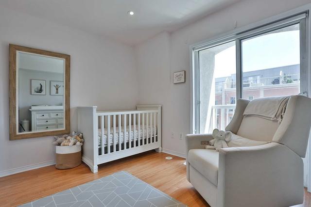 24 - 20 Turntable Cres, Townhouse with 3 bedrooms, 2 bathrooms and 1 parking in Toronto ON | Image 15