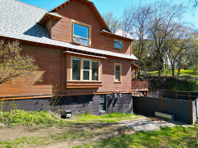 220 Silica Street, House detached with 4 bedrooms, 3 bathrooms and null parking in Nelson BC | Image 49