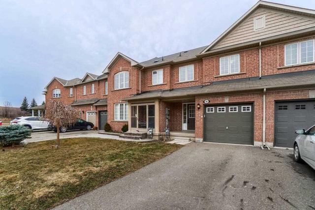 85 Crystal Glen Cres, House attached with 3 bedrooms, 3 bathrooms and 3 parking in Brampton ON | Image 1