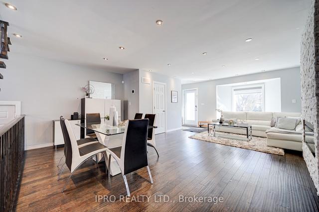 334 Cleveland St, House detached with 4 bedrooms, 4 bathrooms and 1 parking in Toronto ON | Image 33