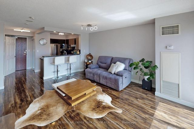 920 - 39 Oneida Cres, Condo with 1 bedrooms, 2 bathrooms and 1 parking in Richmond Hill ON | Image 2