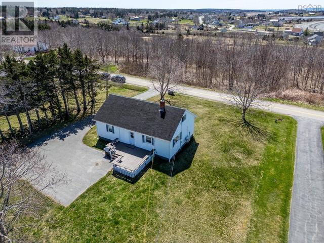43 Belle Vue St, House detached with 5 bedrooms, 1 bathrooms and null parking in Clare NS | Image 47