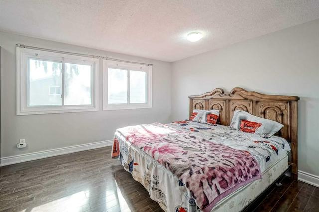 18 Hillpark Tr, House detached with 3 bedrooms, 4 bathrooms and 2 parking in Brampton ON | Image 13