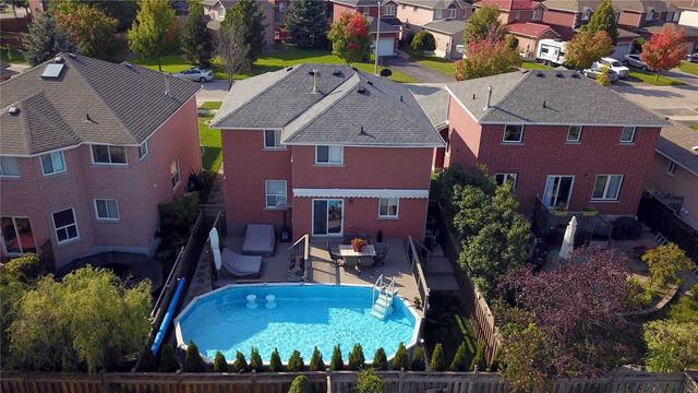 21 Nightingale Cres, House detached with 4 bedrooms, 3 bathrooms and 4 parking in Barrie ON | Image 12
