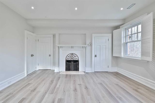 60 Dunvegan Rd, House detached with 8 bedrooms, 8 bathrooms and 10 parking in Toronto ON | Image 17