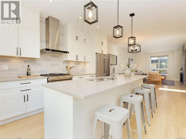 2863 Turnstyle Cres, House attached with 4 bedrooms, 4 bathrooms and 2 parking in Langford BC | Image 7