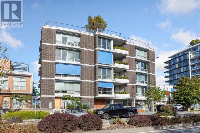 404 - 391 Tyee Rd, Condo with 2 bedrooms, 2 bathrooms and 1 parking in Victoria BC | Image 29