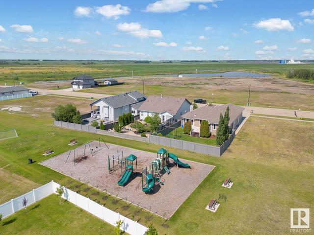 9 Whitetail Dr, House detached with 4 bedrooms, 3 bathrooms and null parking in Mundare AB | Image 56