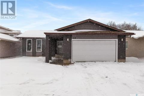 610 Costigan Way, House detached with 3 bedrooms, 2 bathrooms and null parking in Saskatoon SK | Card Image