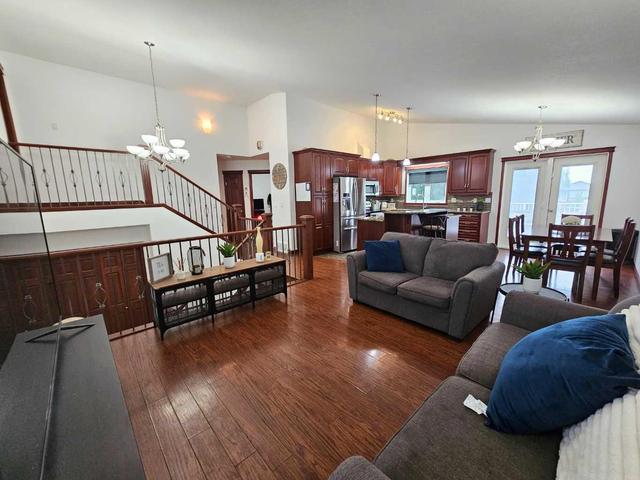 617 6 Street Se, House detached with 4 bedrooms, 3 bathrooms and 4 parking in Slave Lake AB | Image 8