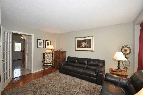 66 Martindale Cres, House detached with 3 bedrooms, 2 bathrooms and 6 parking in Brampton ON | Image 16