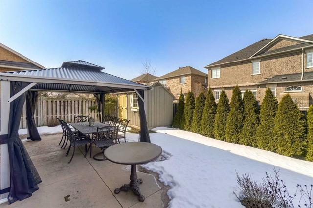 1065 Woodward Ave, House detached with 4 bedrooms, 5 bathrooms and 4 parking in Milton ON | Image 25