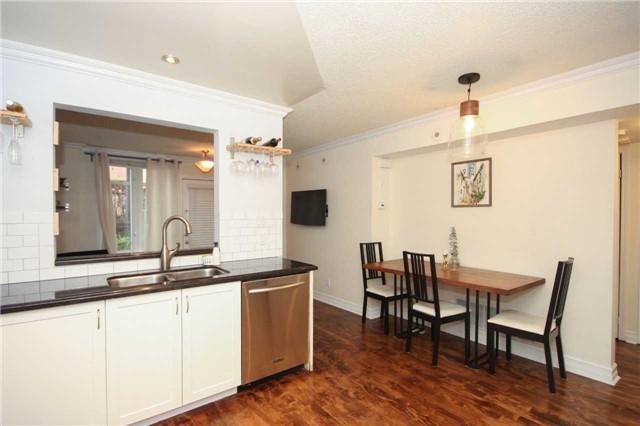 425 - 12 Douro St, Townhouse with 2 bedrooms, 1 bathrooms and 1 parking in Toronto ON | Image 16