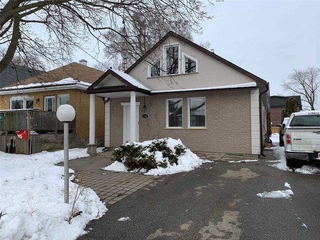 main - 1397 Alexandra Ave, House detached with 2 bedrooms, 1 bathrooms and 2 parking in Mississauga ON | Card Image