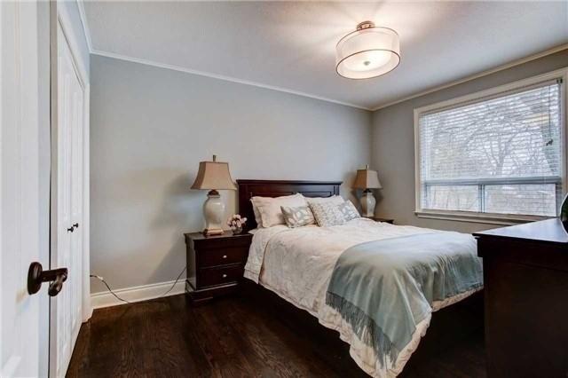87 Goulding Ave, House detached with 3 bedrooms, 3 bathrooms and 4 parking in Toronto ON | Image 19