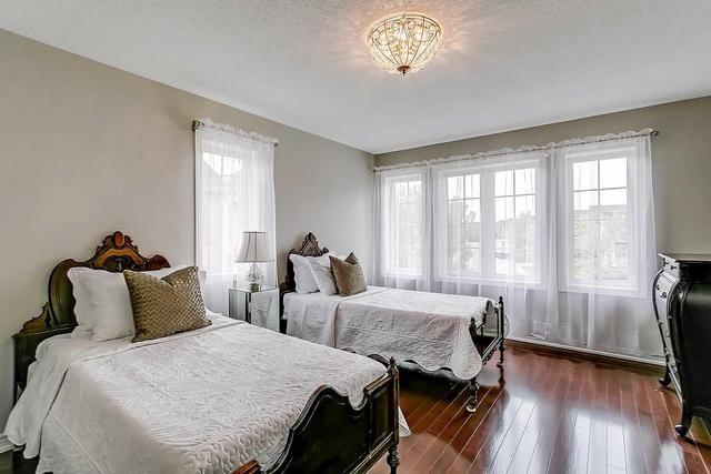 1506 Craigleith Rd, House detached with 4 bedrooms, 5 bathrooms and 2 parking in Oakville ON | Image 13