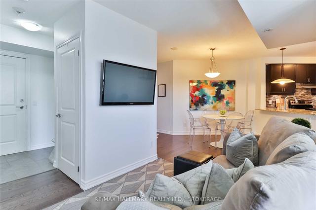 401 - 7730 Kipling Ave, Condo with 1 bedrooms, 1 bathrooms and 1 parking in Vaughan ON | Image 6